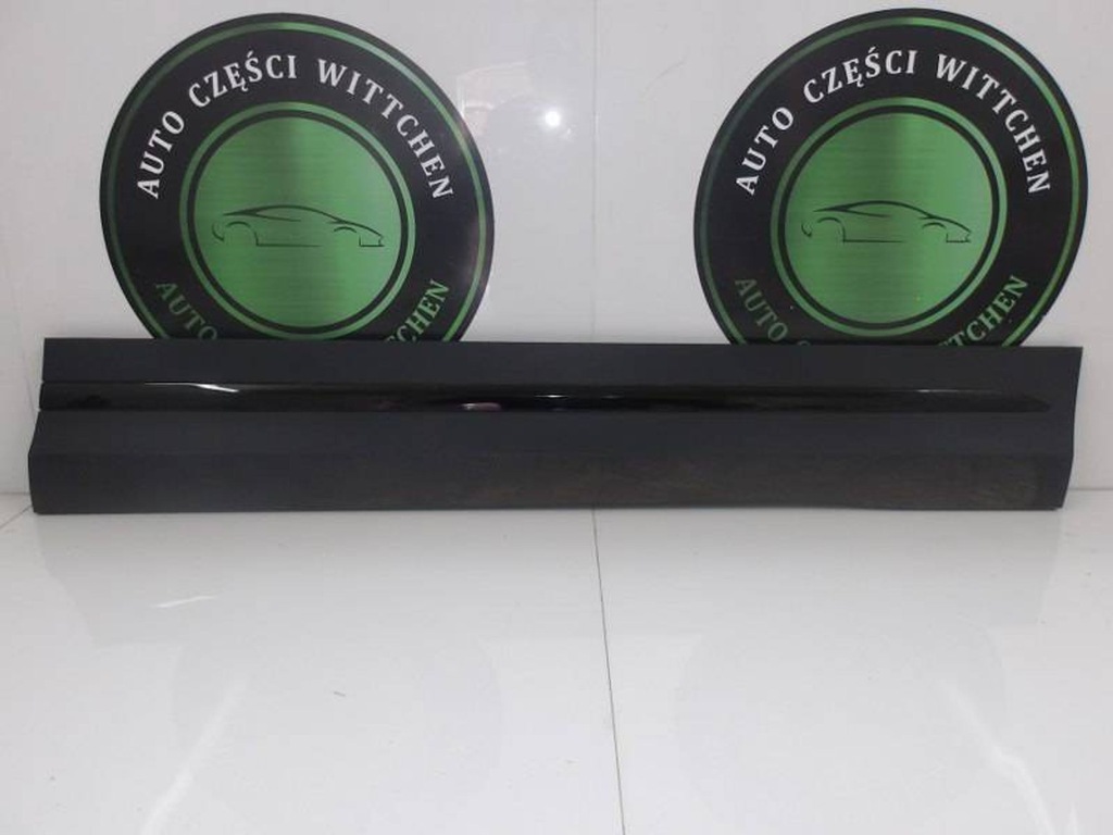 фото №1, Mercedes glb x247 молдинг двері правий перед