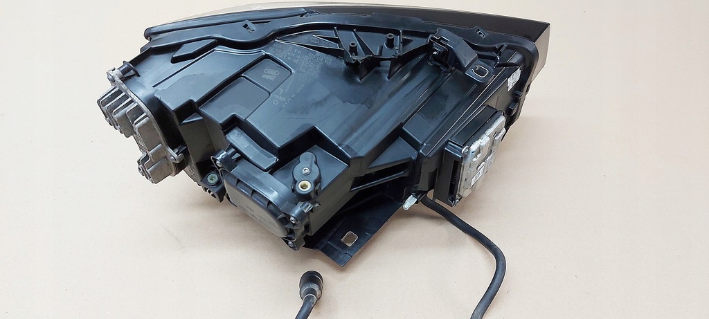 фото №10, Лампа перед левая audi q2