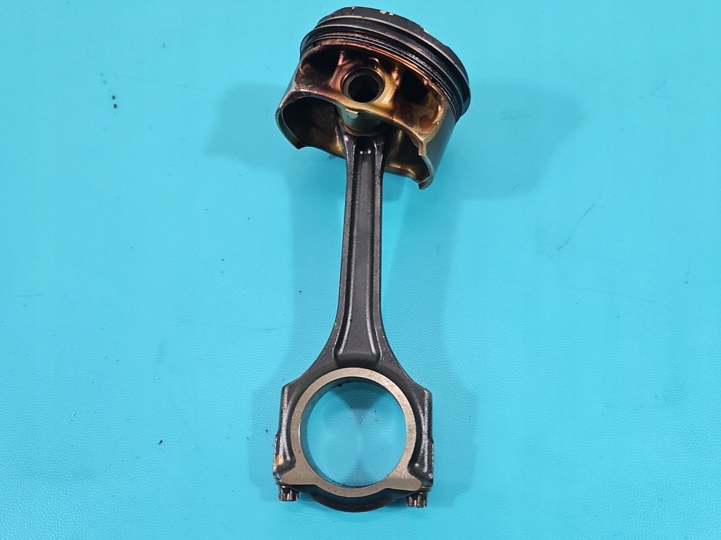 фото №1, Поршень шатун mercedes gla x156 1.6t