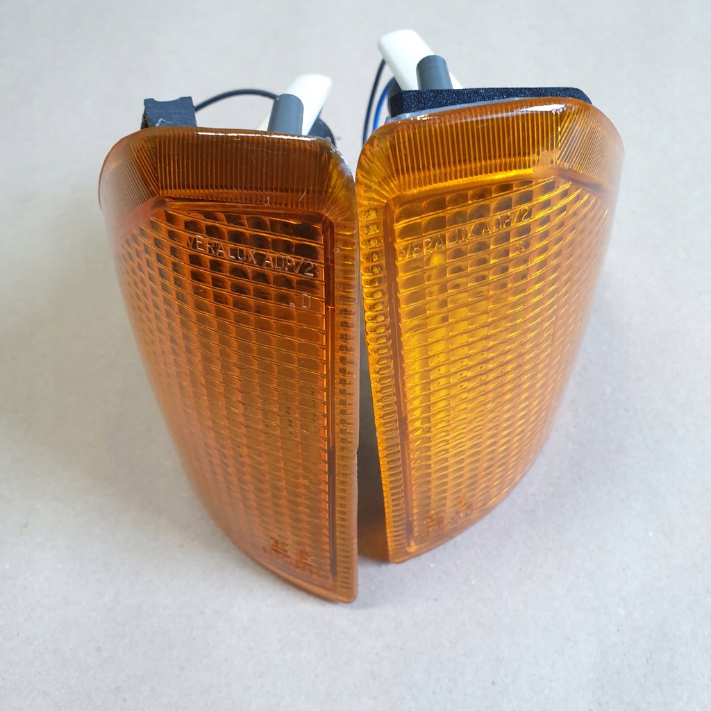 фото №10, Лампа поворотник левый правый поворотник alfa romeo 75