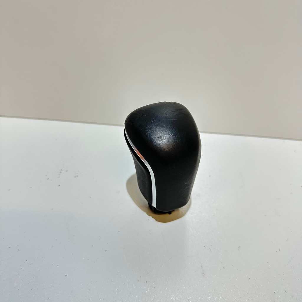 фото №1, Toyota yaris cross ручка переключения передач автоматическая коробка передач