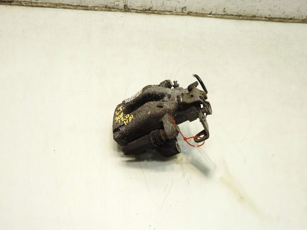 фото №8, Суппорт тормозной левый задняя peugeot 308 i 2.0 hdi 9670365980