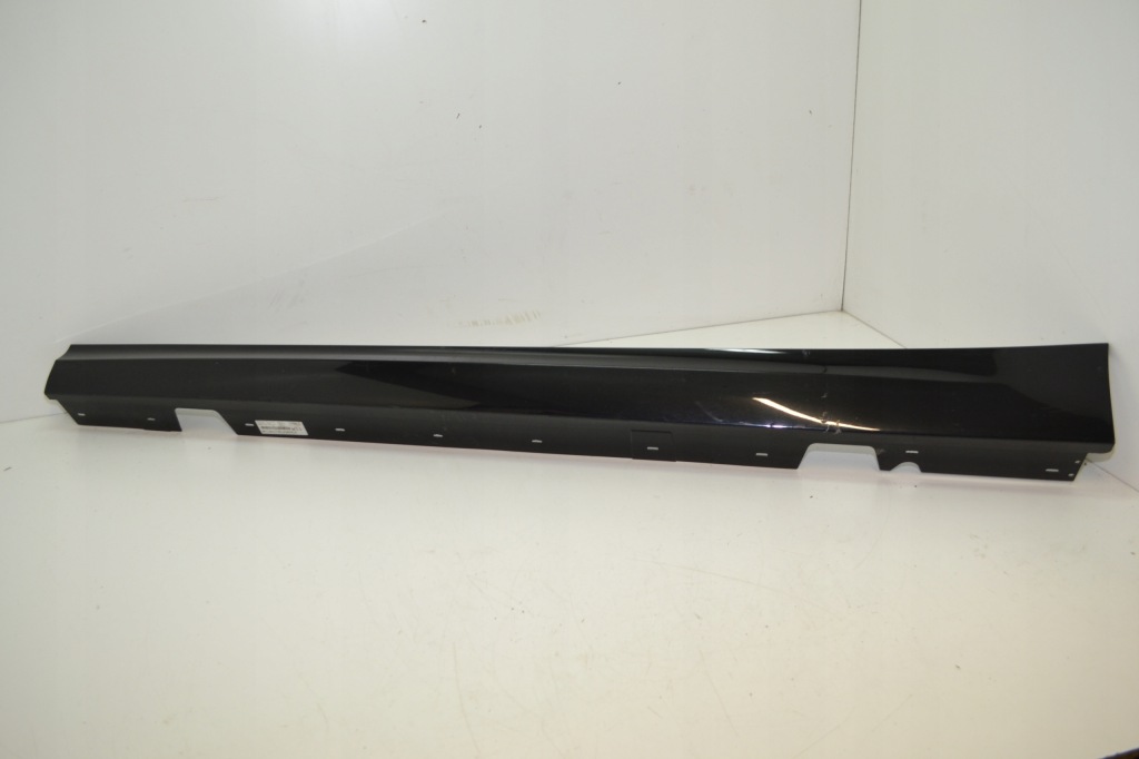 Купить Bmw e90 lci black saphire молдинг накладка порог левая
