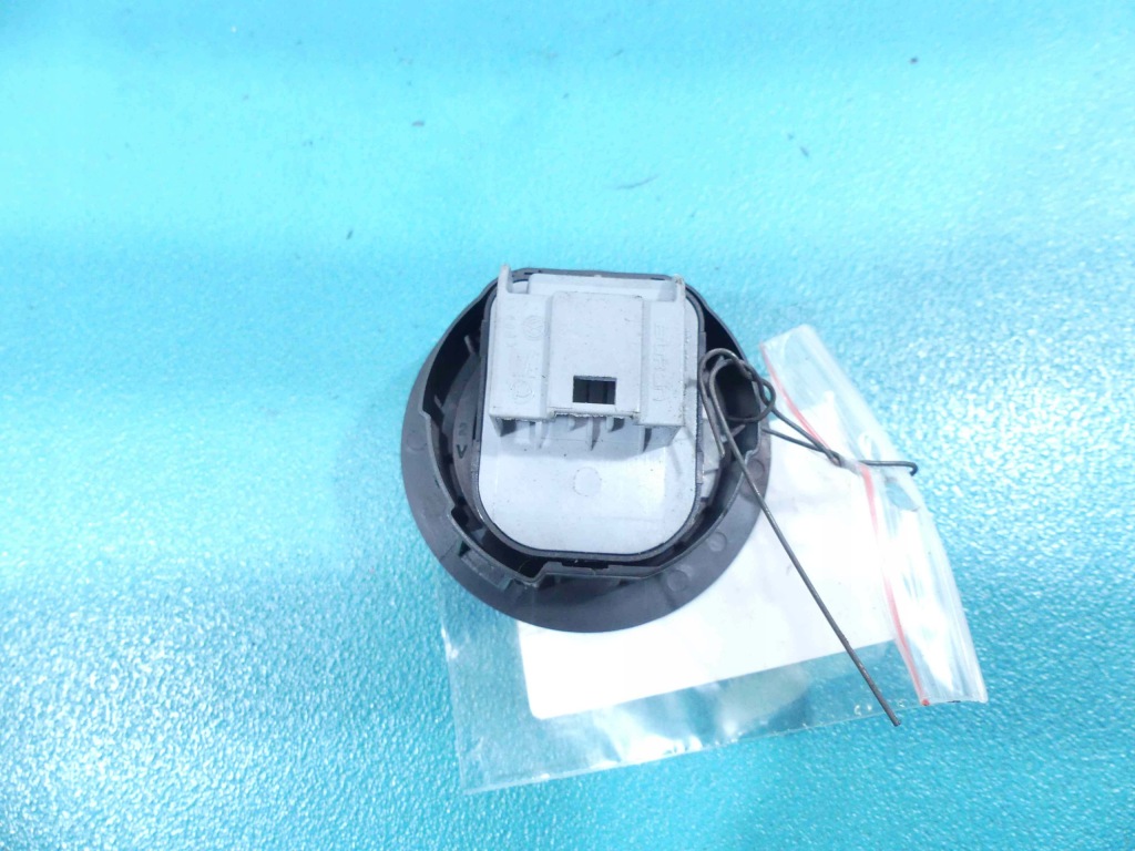 фото №3, Переключатель управление зеркал volkswagen оригинальный номер 1k8959565