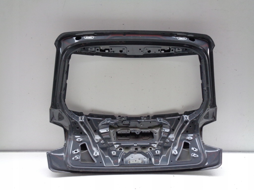 Кришка багажника задня audi q2 81a 16- nr 14230 Київ