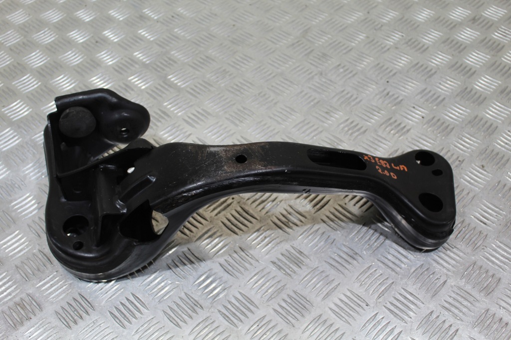 фото №1, Кронштейн коробки передач bmw x3 e83 lift