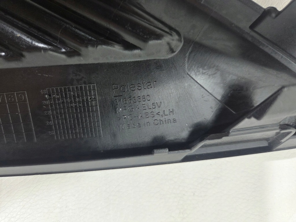 Polestar ii 2 решётка левая бампера передний перед 31663680 20- Доставка