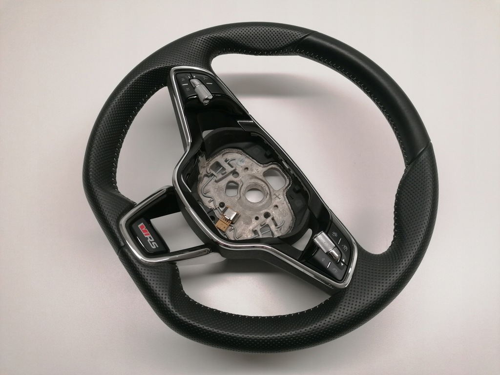 фото №16, Skoda octavia iv rs vrs воздуховод кожаный 2020-