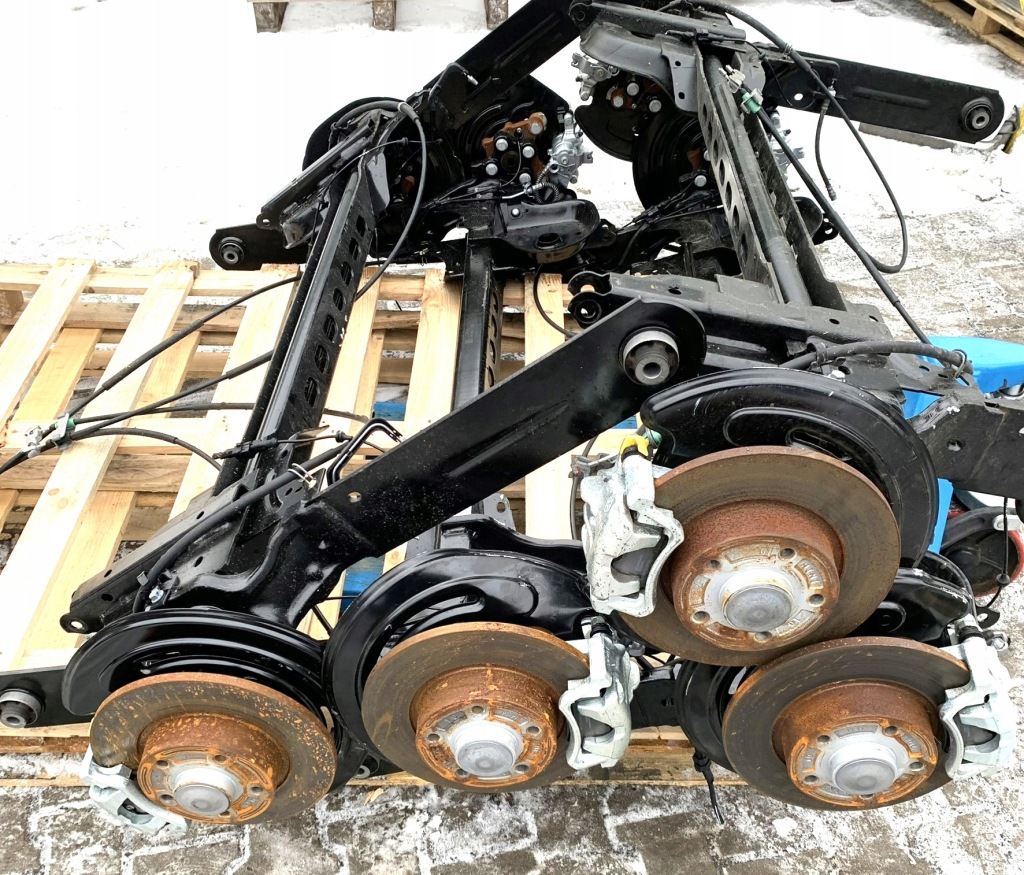 фото №1, Renault trafic iii iv 2.0 dci задняя oś балка задняя подвеска 430005337r