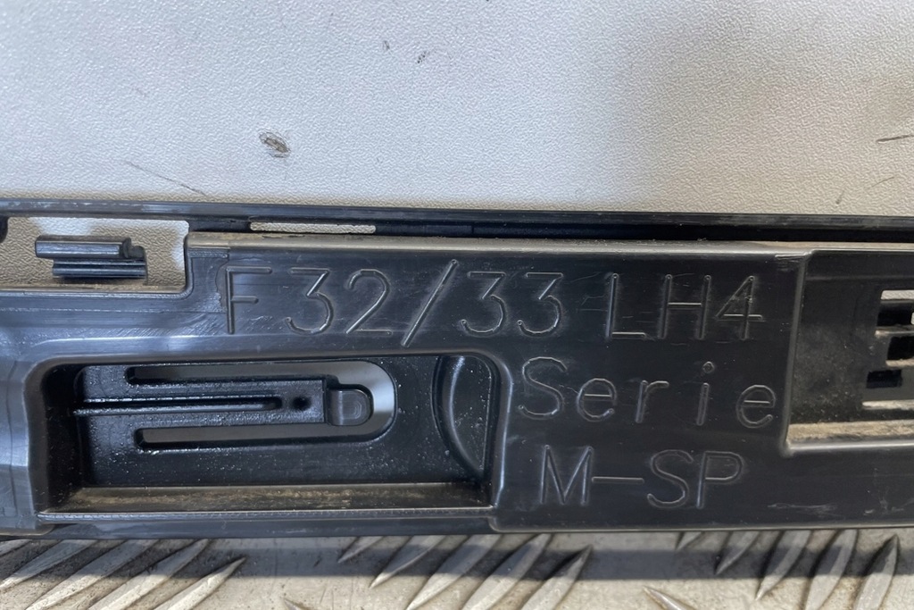 фото №13, Задние левая кронштейн порог bmw 4 coupe f32, f82 7285795 3.0l дизель 230kw