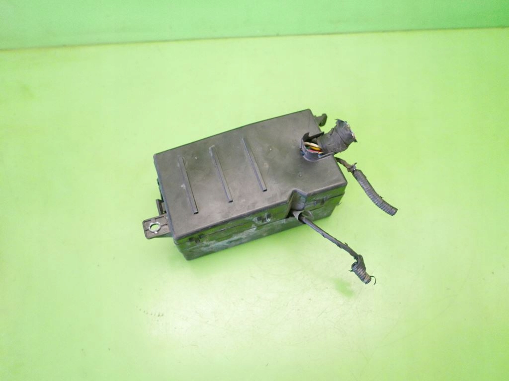 фото №7, Коробка предохранителей kia carnival i 2.9tdi 99-01