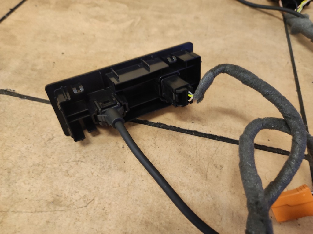 фото №6, Роз'єм панель port usb focus iii mk3