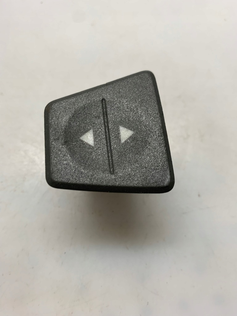 фото №1, Кнопка перемикач b883 fca