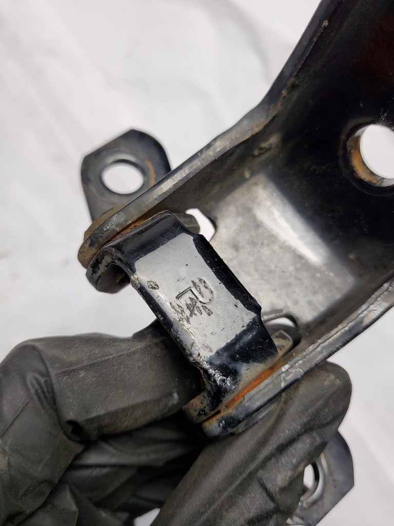 фото №4, Петля з двері правий dh mazda 6 gh ii