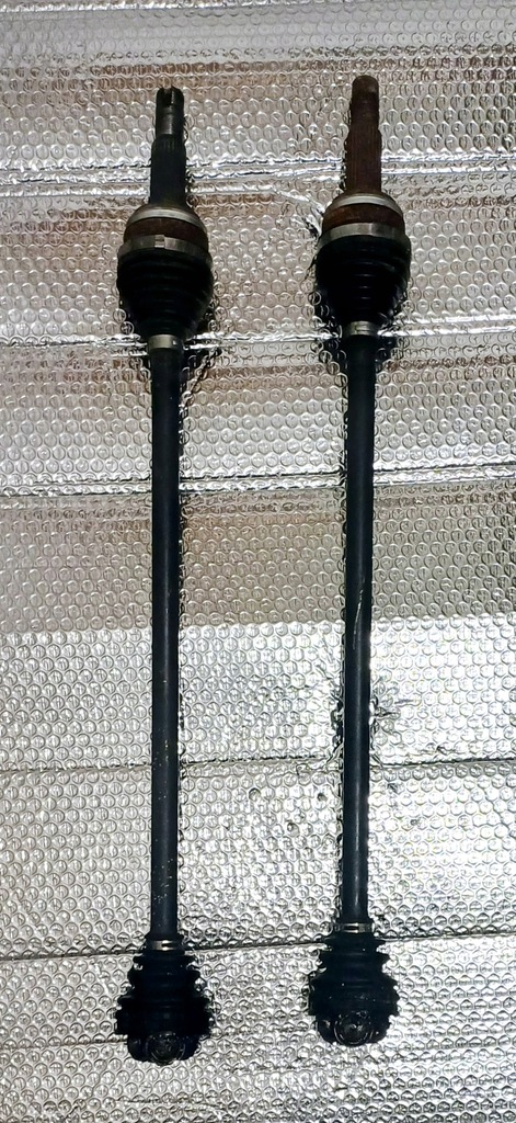 фото №1, Toyota rav4 2020r приводной вал с шарниры задняя правая i левая оригинал !!!