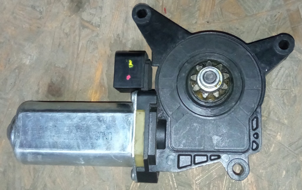 фото №1, Моторчик стекло mercedes-benz actros mp2 mp3