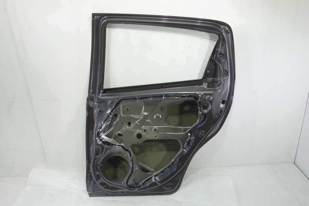 фото №5, Двері задня праве toyota yaris iii