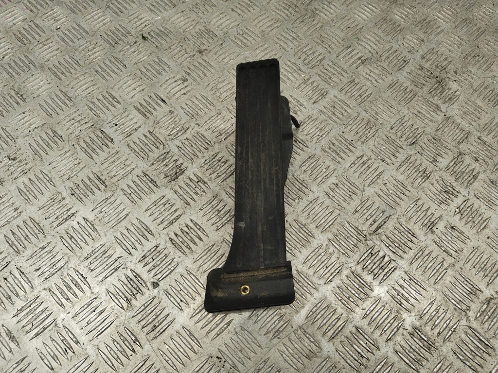 фото №1, Bmw ix i20 педаль газа 6889823