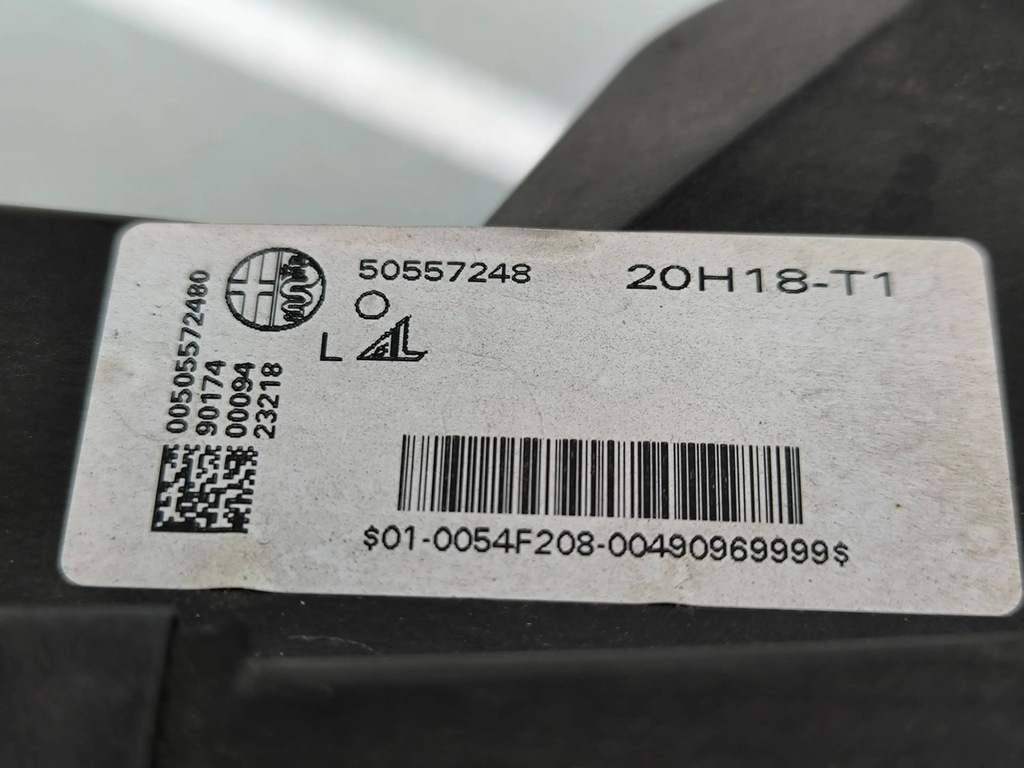 фото №11, Alfa romeo giulia 2019 ліва сторона лампа передня