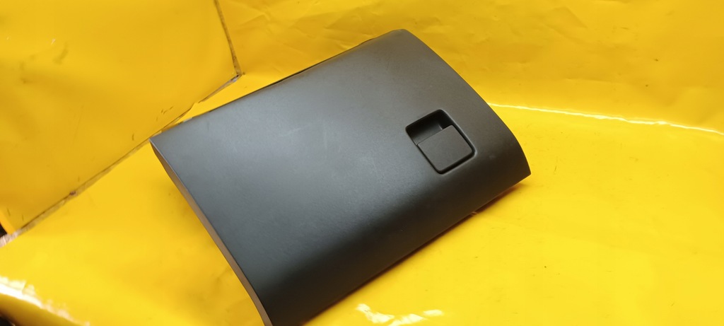 фото №11, Бардачок пассажира vectra c 02-05r 13151872