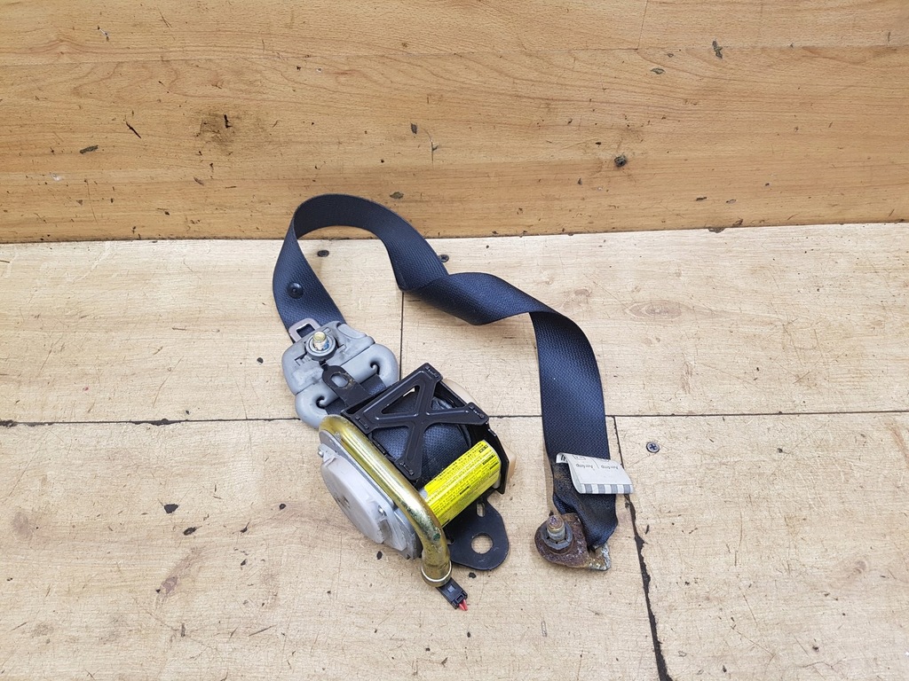 фото №1, Pas безопасности перед правый mitsubishi lancer vii