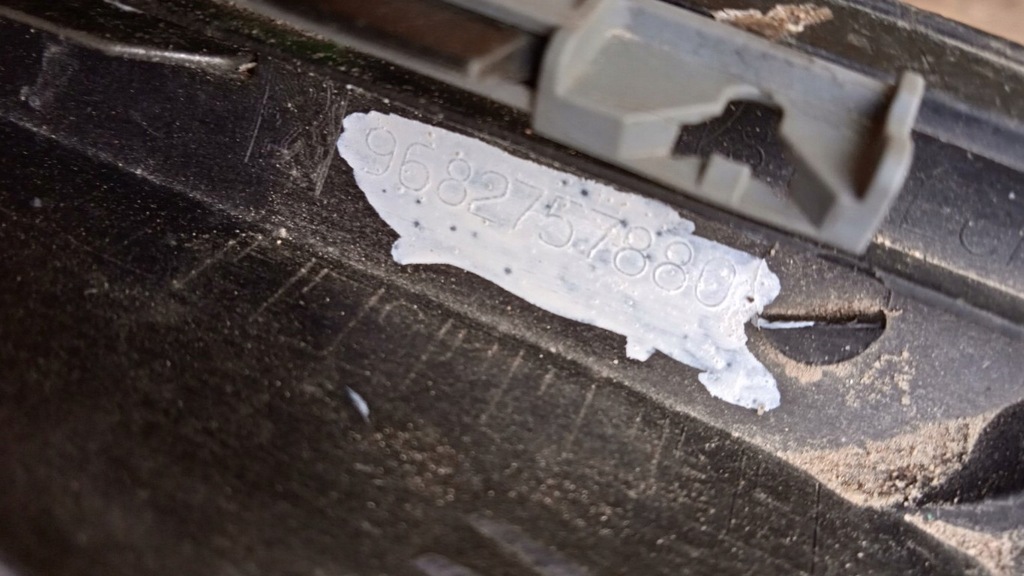 фото №9, Peugeot 3008 i молдинг стекло лобовое правая evgc