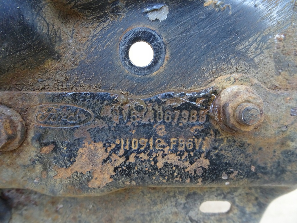 Ford fiesta mk7 основание аккумулятор 8v51-10a789-af Киев