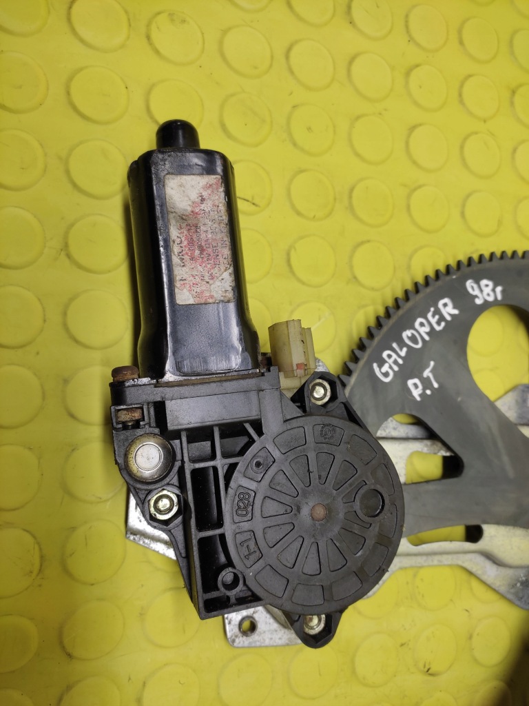 фото №2, Hyundai galloper подъемник стекло правый задняя