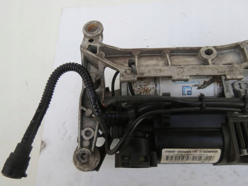 Компресор підвіска porsche cayenne 1 4.5 v8 7l5 9pa 4420512661 Доставка