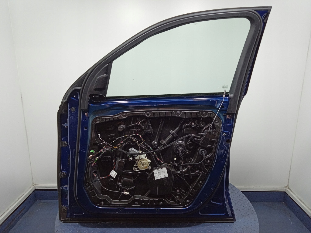 Mercedes gle w167 дверь перед правое передние 896 brillantblau с Разборки