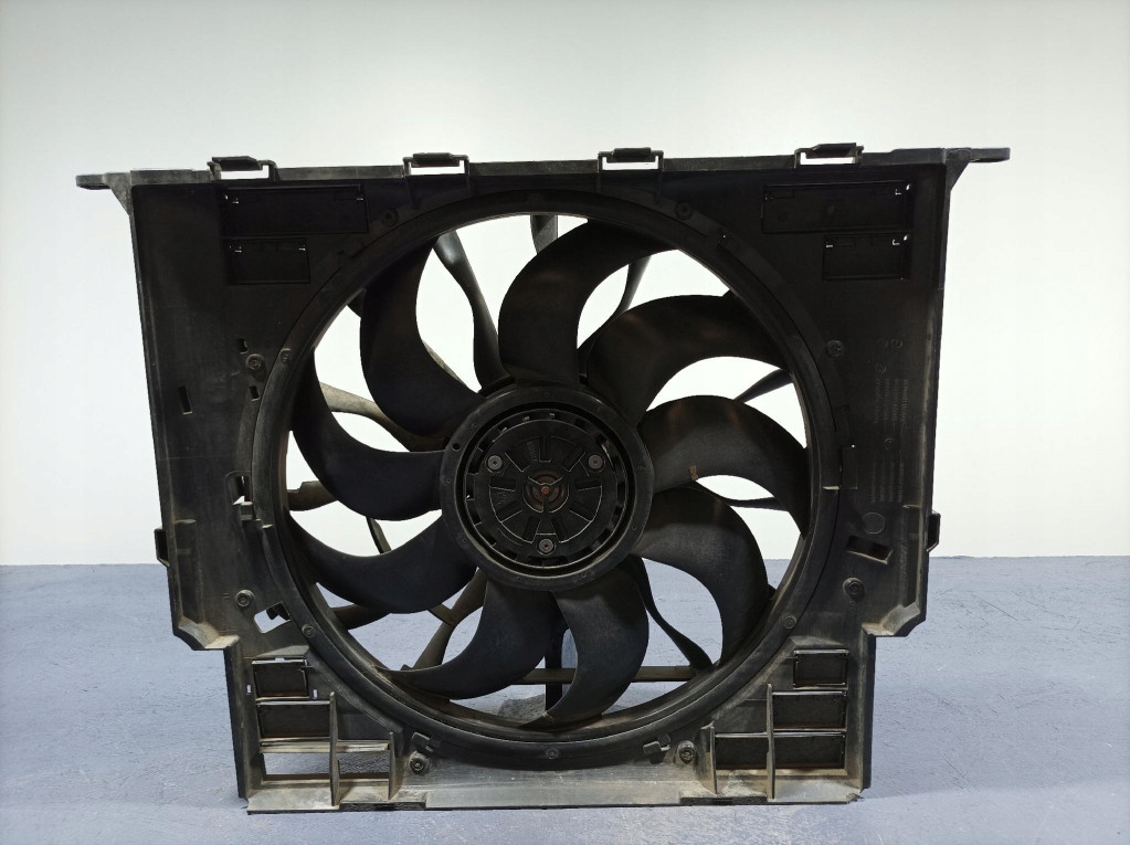 Купить Bmw оригинальный номер 8472268