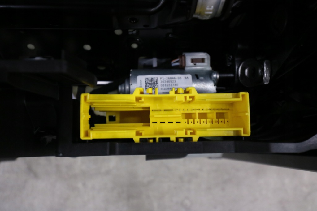 фото №15, Bmw g26 салон сиденья заднее сиденье обшивки туннель sport вентилируемые подогрев 5 km !!