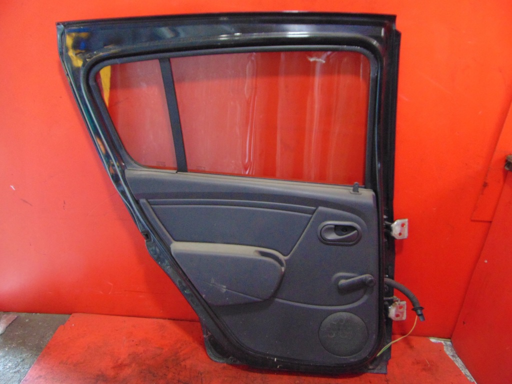 фото №10, Dacia sandero i 1 дверь задняя левая чёрные nv676