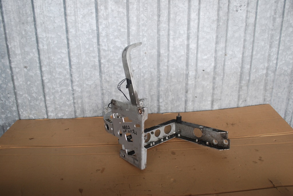 фото №6, Перемикач підрульовий кронштейн лівий перед audi a8 d2 4d0821137al