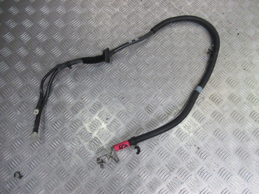 фото №1, Шланг акумулятор плюсовий audi r8 420 420971225d