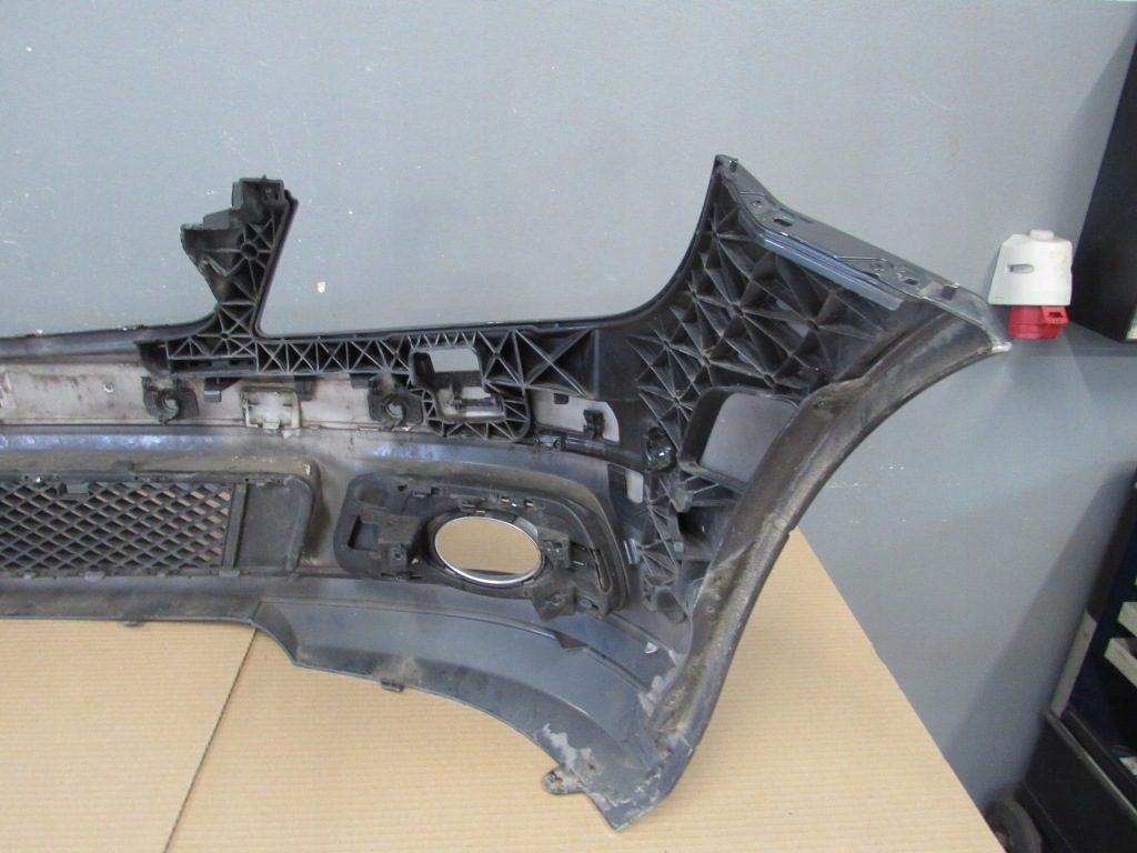 Mercedes w204 2007-2011 бампер перед с Разборки