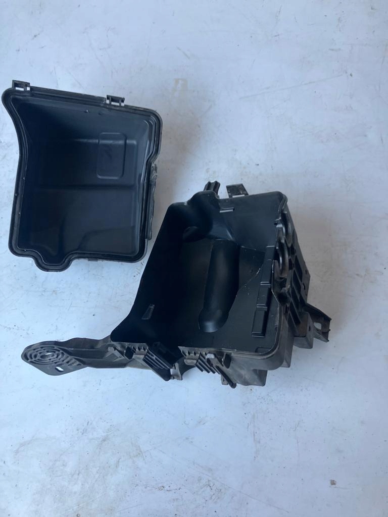 фото №6, Корпус коробка предохранителей c3 ii 9657287180