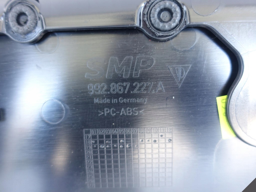 фото №9, Porsche 911 992 19- оббивка ліва bordeauxrot eu