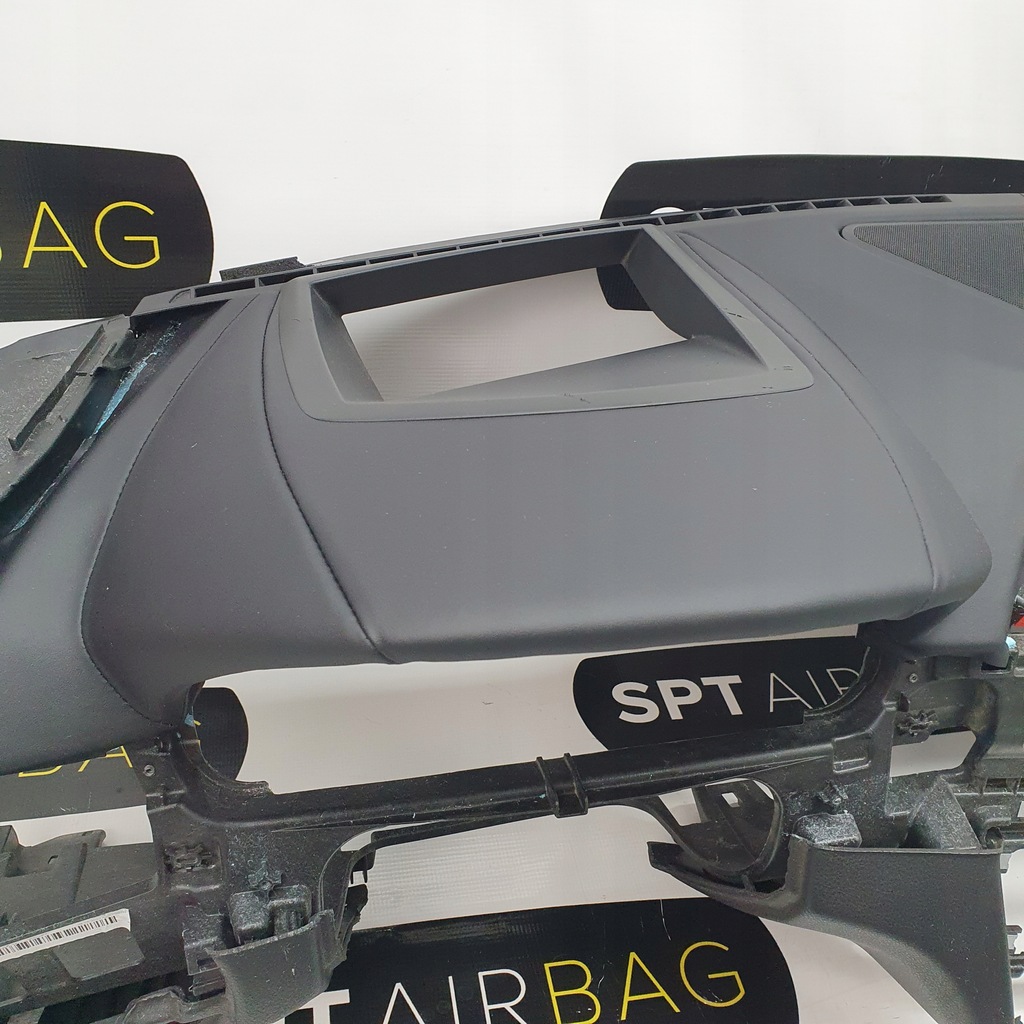 фото №8, 6 f12 f13 приборная панель консоль подушки безопасности ремни подушка безопасности