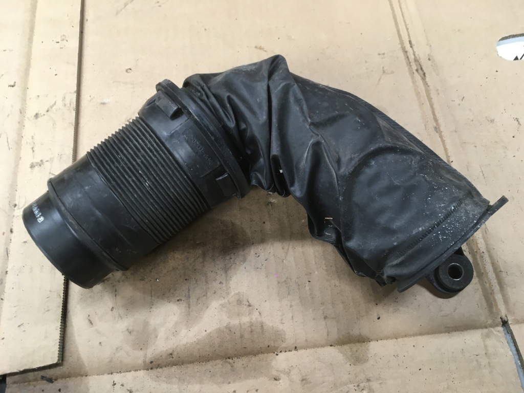 фото №2, Труба повітрозабірник повітря правий kia sorento