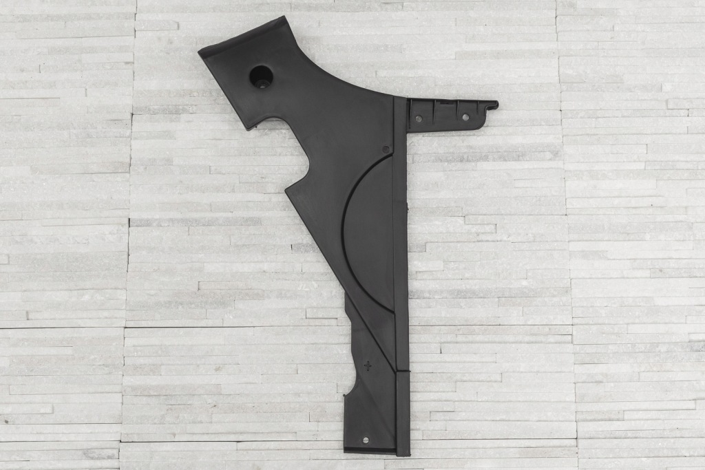 Купити Bmw 5 f10 седан 2010-2016 накладка бака права