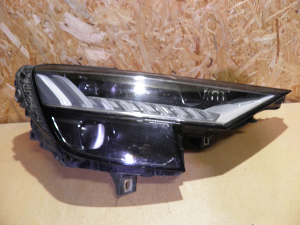 фото №1, Фара audi q8 4m8 лампа правая перед full led matrix 4m8941036 4m8941784