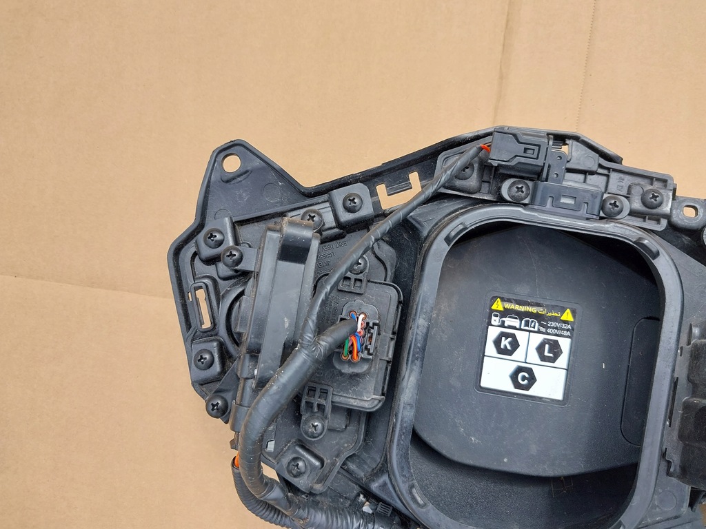 фото №6, Кришка роз'єм заряджання genesis g80 gv70 оригінал