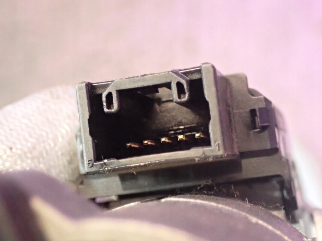 фото №12, Toyota corolla e12 00-08 2.0 замок запалювання ключ pod імобілайзер 45020024