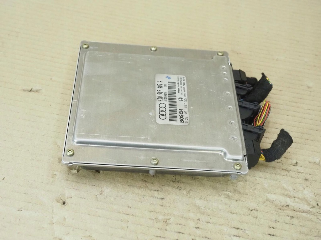 фото №9, Блок керування двигуна audi a8 d2 4d0907409a