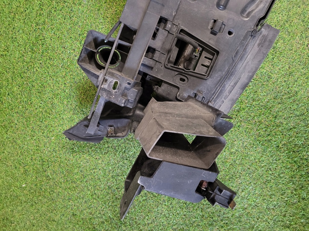 фото №11, Peugeot 3008 i t84 pas верхний передний + передняя панель