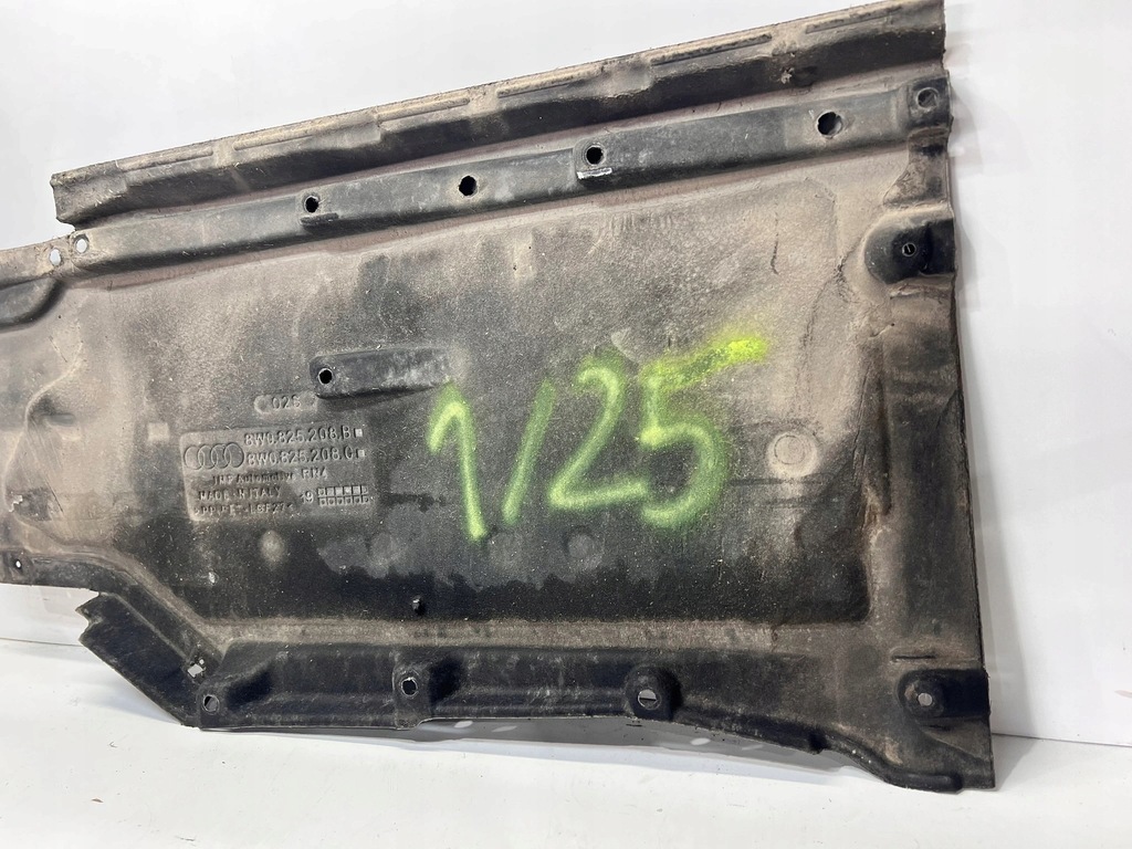 фото №6, Захист підвіска права велика audi a4 b9 a5 8w 8w0825208b оригінал 1/25
