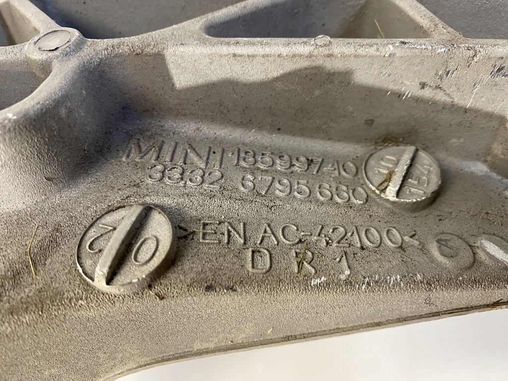 фото №4, Поворотный кулак mini r56 r57 6795660 задняя правая