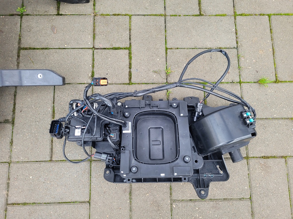 фото №5, Hyundai kona electric підсилювач балка жалюзі