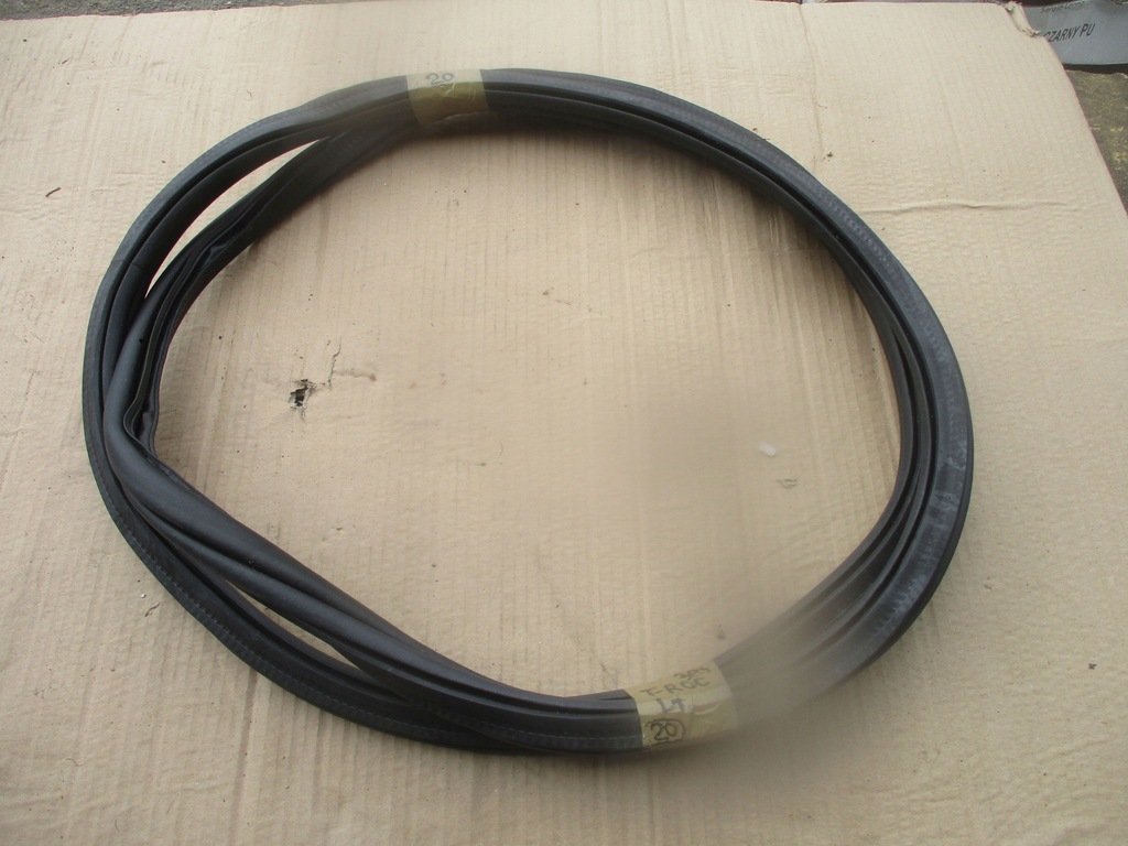 фото №1, Прокладка дверь левый задняя vw t-roc